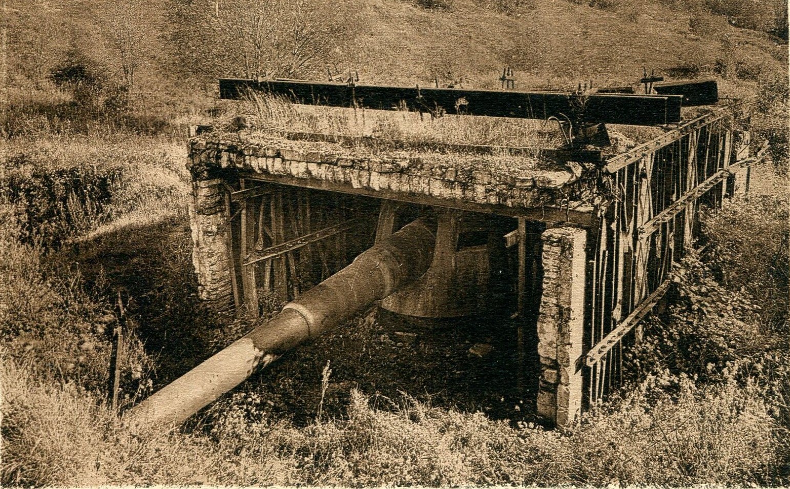Fort de Vaux - Pièce de marine dans son abri